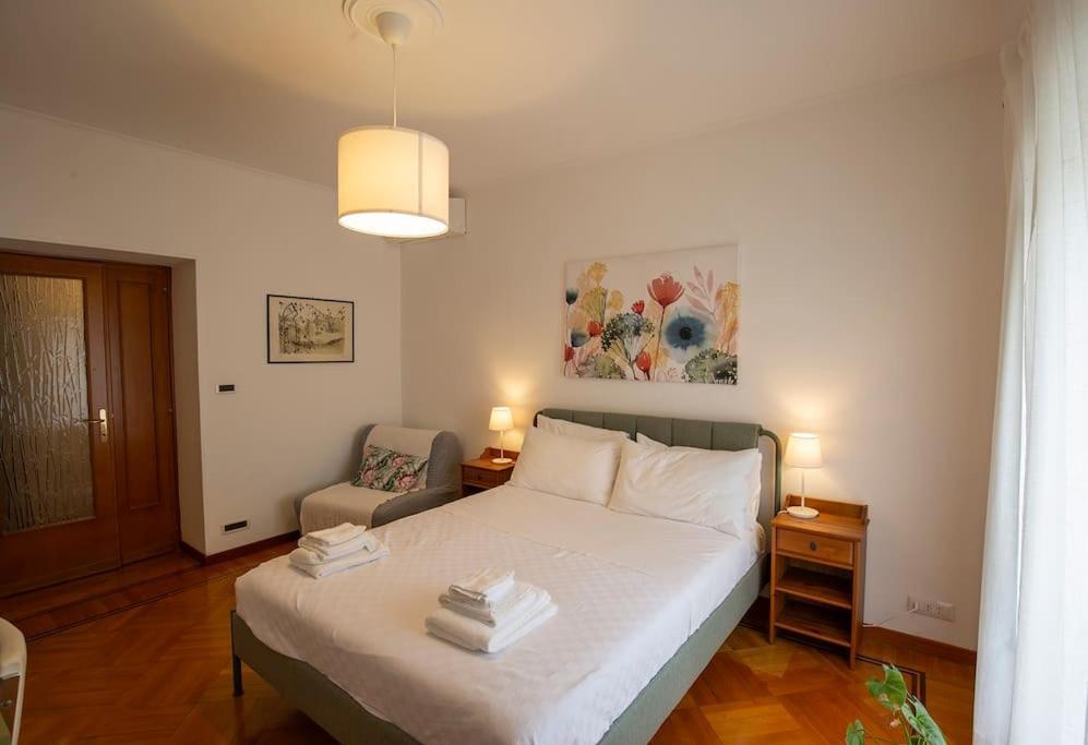 Dimora Al Colosseo, 2 Bedrooms Rom Exteriör bild