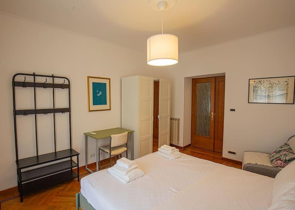 Dimora Al Colosseo, 2 Bedrooms Rom Exteriör bild
